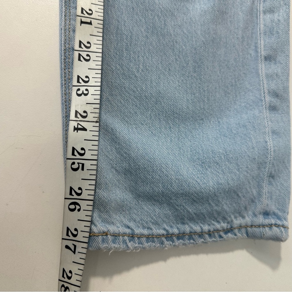 American Eagle Jeans Light Blue Wash Destroyed Distressed 95% Cotton Women's Sz6 - Picture 7 of 11